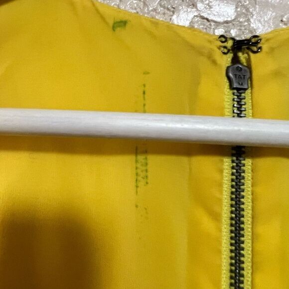Alice + Olivia Women's Yellow Back Zip Sleeveless V-Neck Mini Dress Size 0 lined - Picture 5 of 6